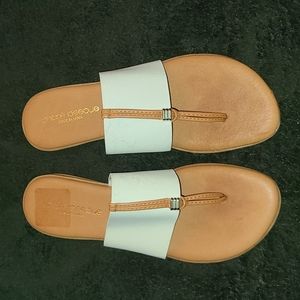 Andre Assous Nice Featherweights (White)